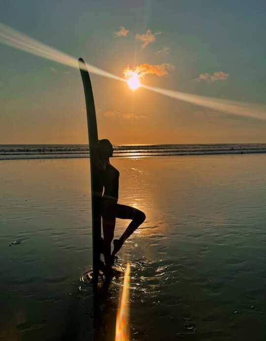 Sörf yapmak mı daha iyi yoksa yoga yapmak mı?
