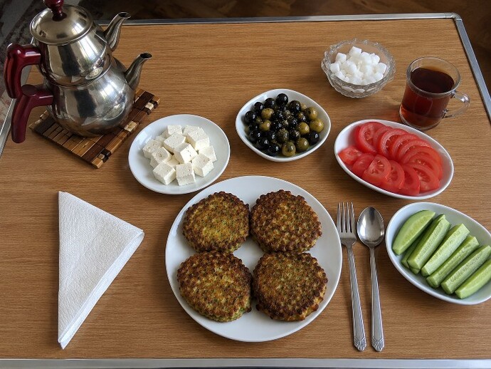 Yemeklerden birini seçme hakkın olsa hangisini seçersin ?