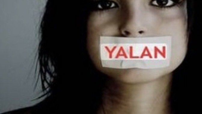 Yalan söyleyenin sesi neden çok çıkar, bunu anlamanın bir yolu var mı?