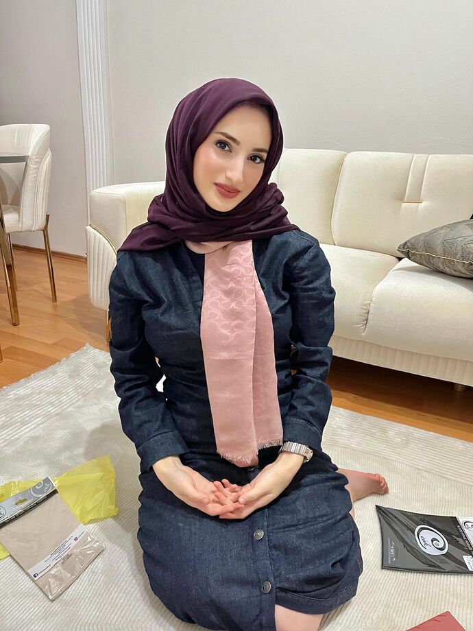 Bu kadar ilgi ve dikkat ceken ne bu elbisede disarida giyemez oldum?