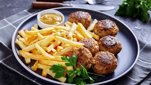Köfte patates sever misin?