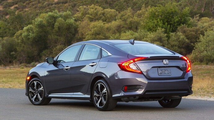 Megane 4 mu Civic Fc5 mi?