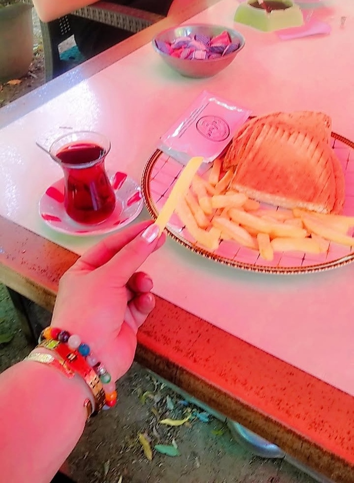 Deniz kenarında en çok hangi yiyecek ve içecekler tercih ediliyor?