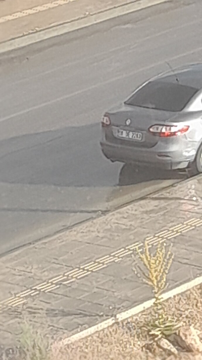 Bi anda gök gürültüsü çok fena yağmur yağiyorr sizde de yagiyor mu?