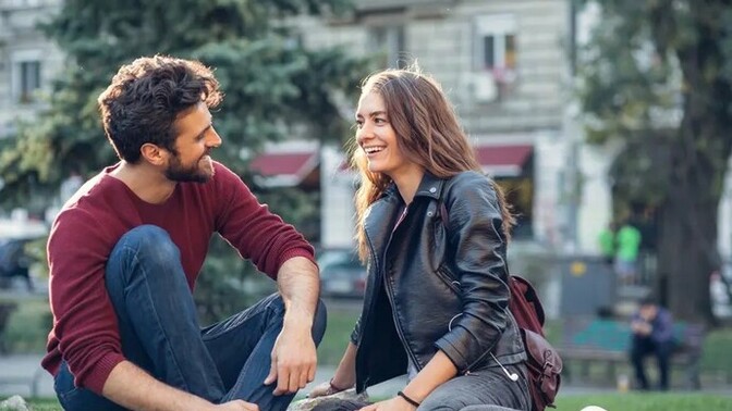 Siz daha çok esprili biri misiniz yoksa iletişimde ciddi bir tip misiniz?
