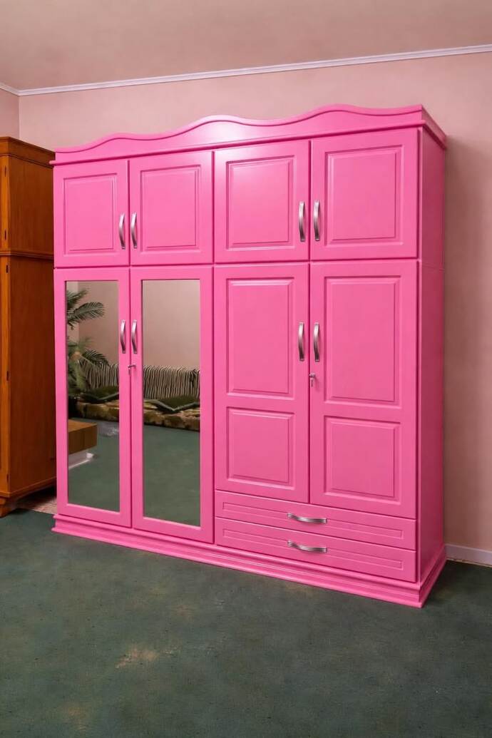 Evinizde pembe kıyafet dolabı kullanır mısınız?