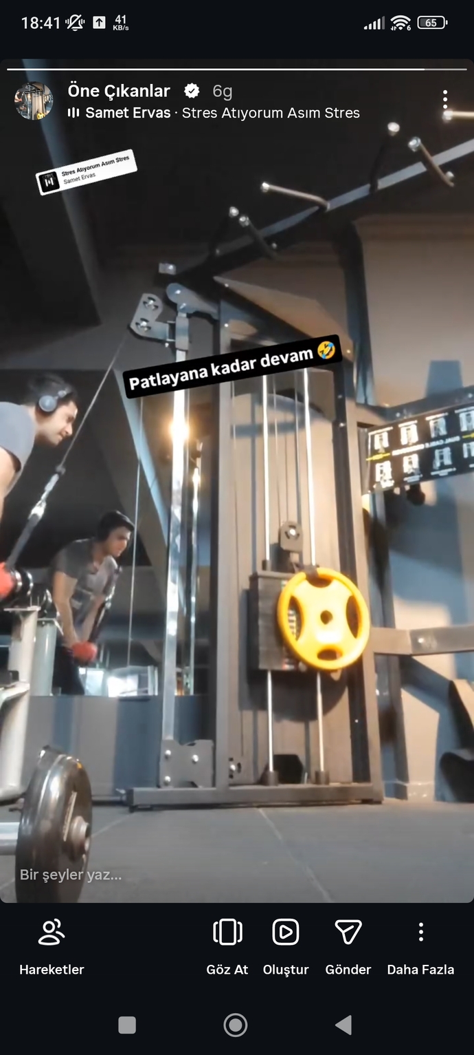 Sosyal medyada herkesin performans kaygısı gütmesi hakkında ne düşünüyorsunuz?