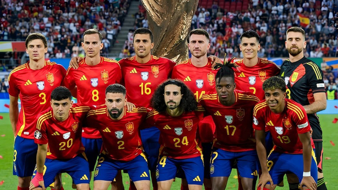 2026 Dünya Kupası finalinde İspanya Dünya Şampiyonu oldu! 🇪🇸 Ne düşünüyorsunuz?
