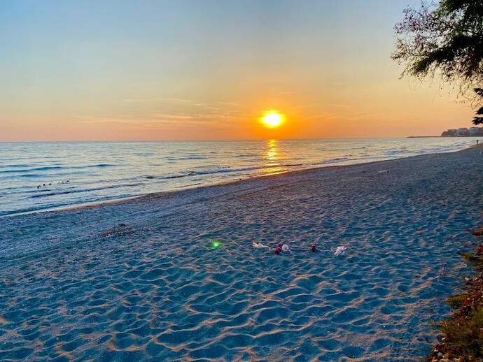 Deniz kum güneş üçlüsünü tek başına tatil yaparken mi daha çok seviyorsunuz?