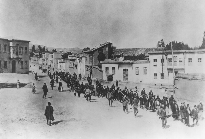 Ermeni soykırımı iddiaları neden var sizce soykırım denebilir mi? Ne düşünüyorsunuz bu konuda?