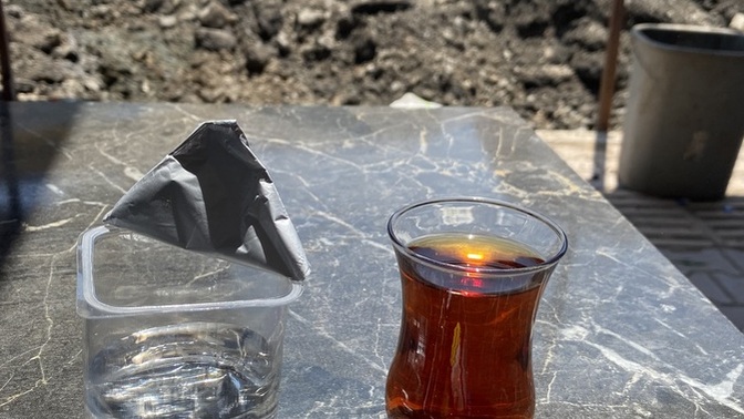 Sana yaşadığını hissettiren birini sevdin mi?