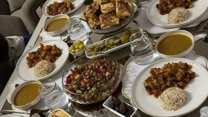 Sofrada olmazsa olmazınız tek yemek, meze ya da içecek nedir ve neden?