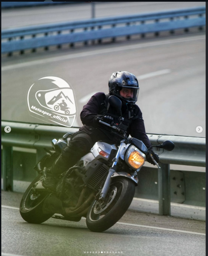 Değişiyor bir bakmışsın motorlarla viraj yapmaya gitmişiz