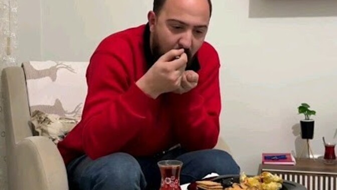 Misafirlikte sirf ayip olmasin diye yiyip sonradan pisman oldugunuz en efsane yemek neydi?