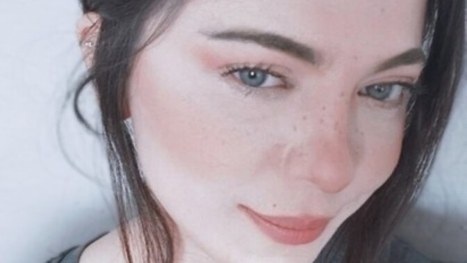 Bu kız güzel mıı?