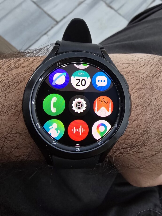 Akıllı saat kullanıyor musunuz hangi marka model?