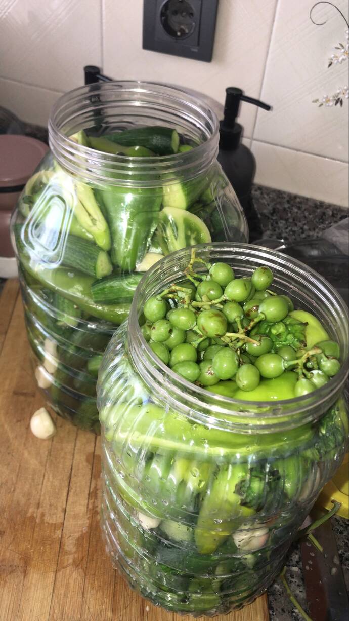 Bu turşu limonla mı sirkeyle mi oluyordu?