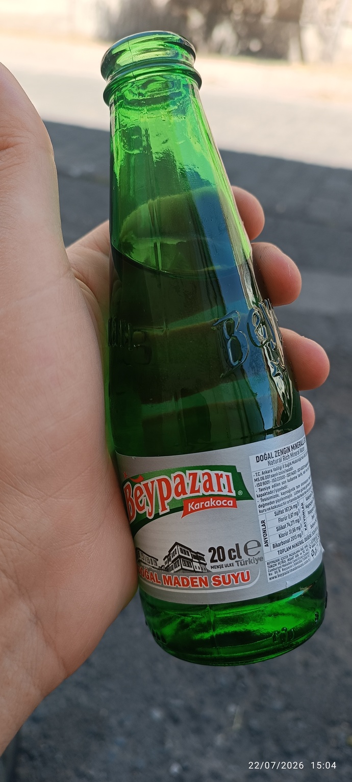 Yaz sıcağında hangi soğuk içecek iyi gidiyor?