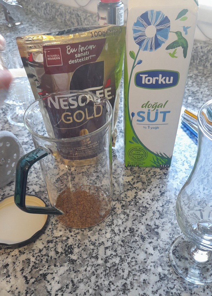 Türk kahvesimi soğuk kahvemi tercihiniz?