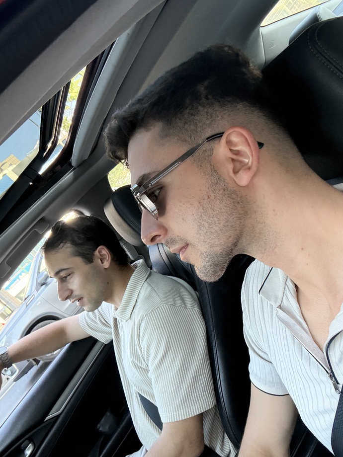 Kızlar, Yan profil nasil sizce?