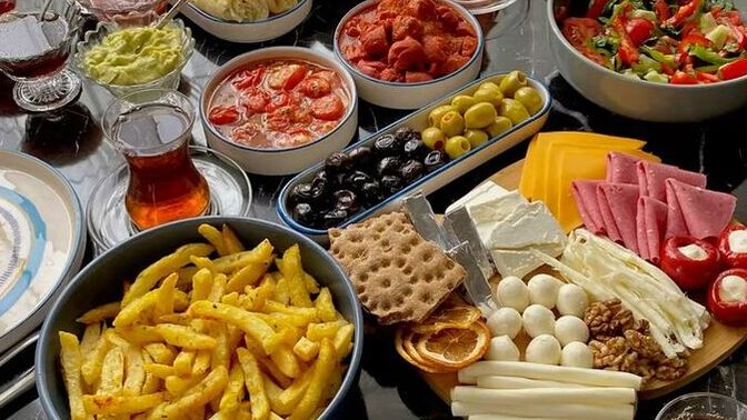 Her gün kahvaltıda ne yesem diye düşünen ben ne yapabilirim kahvaltıya?