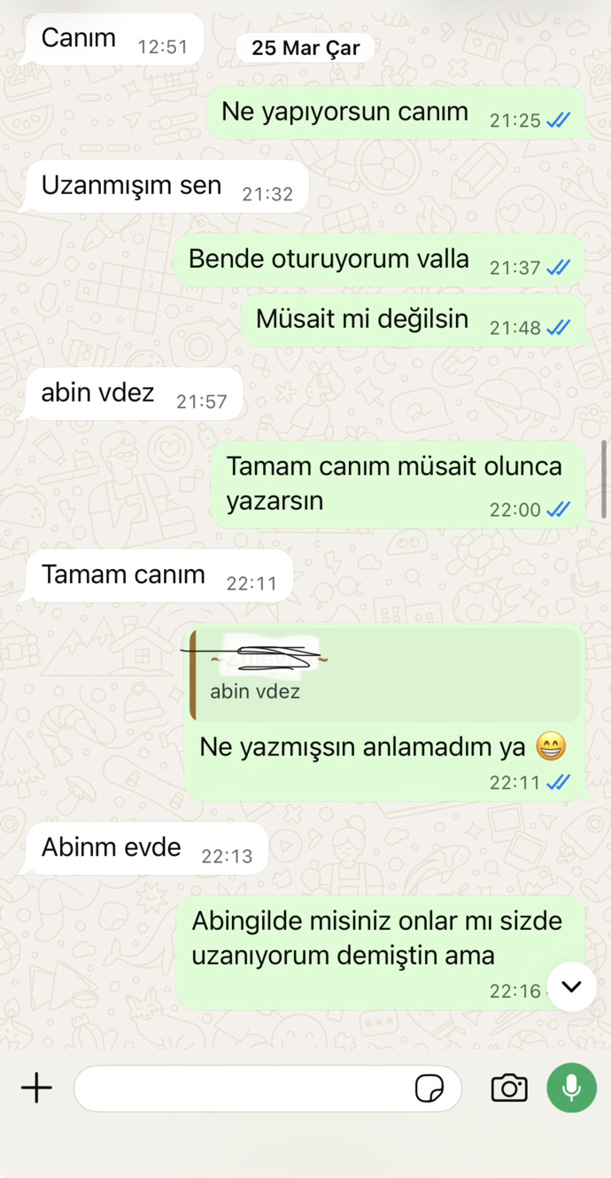 Bana bahaneler bulup ilgi göstermeyen, gitmeyen ama sahip de çıkmayan erkek beni gerçekten seviyor mu?