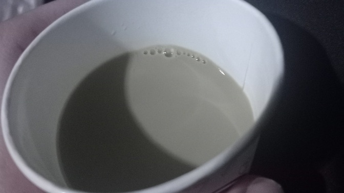 Size sütlü kahvemden verir miydim söyliyim miii?
