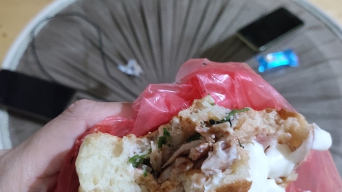 Döner yediğim halde flörte suşi yiyorum dedim de siz beni elit biri olarak görmüş müdür?
