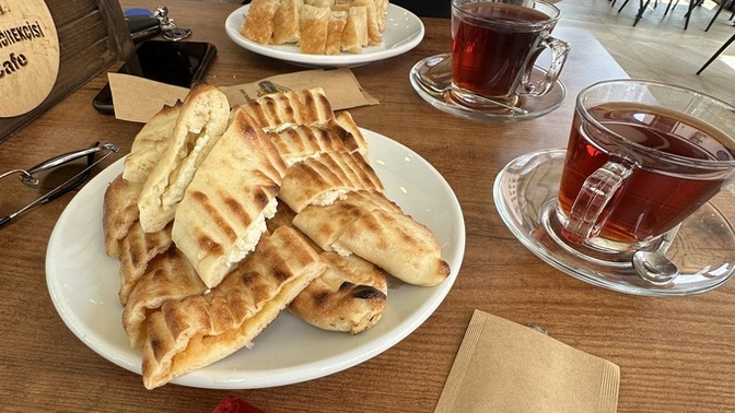 Pide mi börek mi daha lezzetli, siz hangisini tercih ediyorsunuz?
