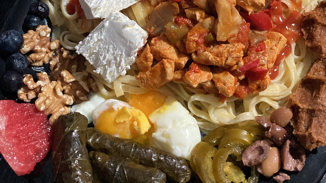 Kimler akşam yemeğime eşlik eder?