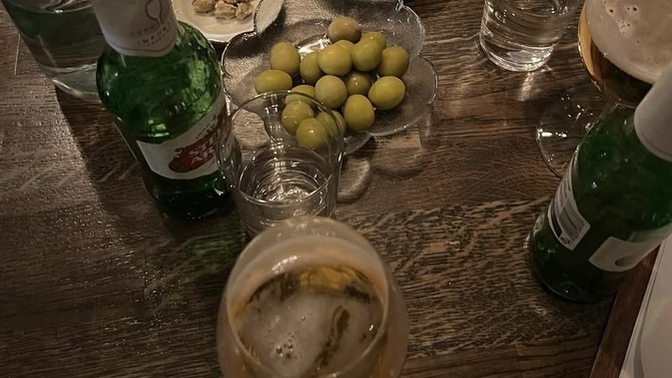 Karşımda otursan muhabbetin sarar mı, seninle ağlamak mı yoksa gülmek mi daha güzel olur?