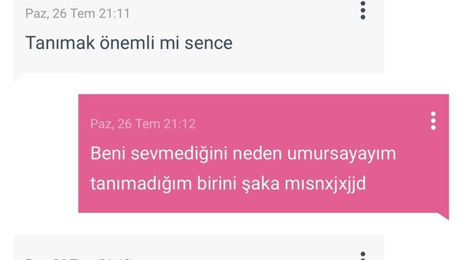 Sizi de böyle şizofrenler buluyor mu?