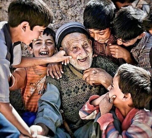 Efendim , bir insanın özgür olup olmadığını nasıl anlarız🕊 ?