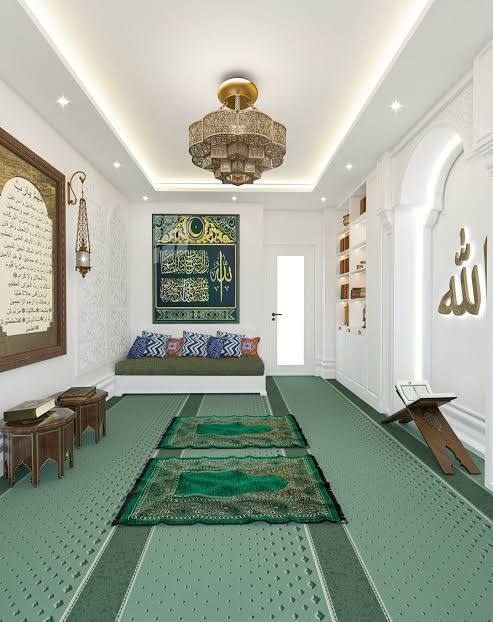 İstanbul Valiliği okullara mescit zorunluluğu getirdi, size de şeriat mı geliyor hissi verdi mi?