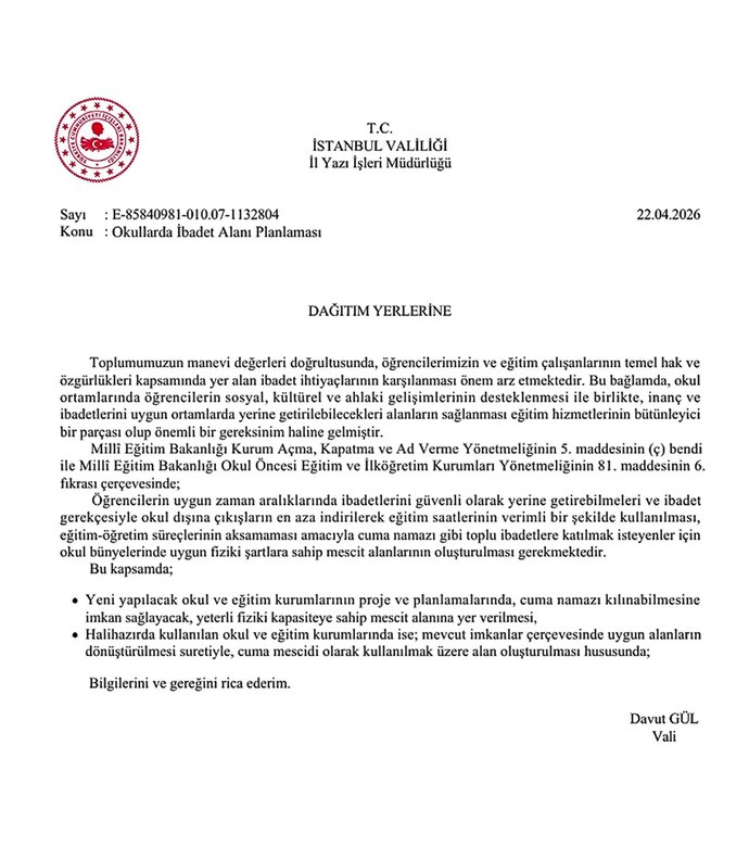 İstanbul Valiliği okullara mescit zorunluluğu getirdi, size de şeriat mı geliyor hissi verdi mi?