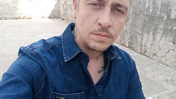 Renkli göz severmisiniz?