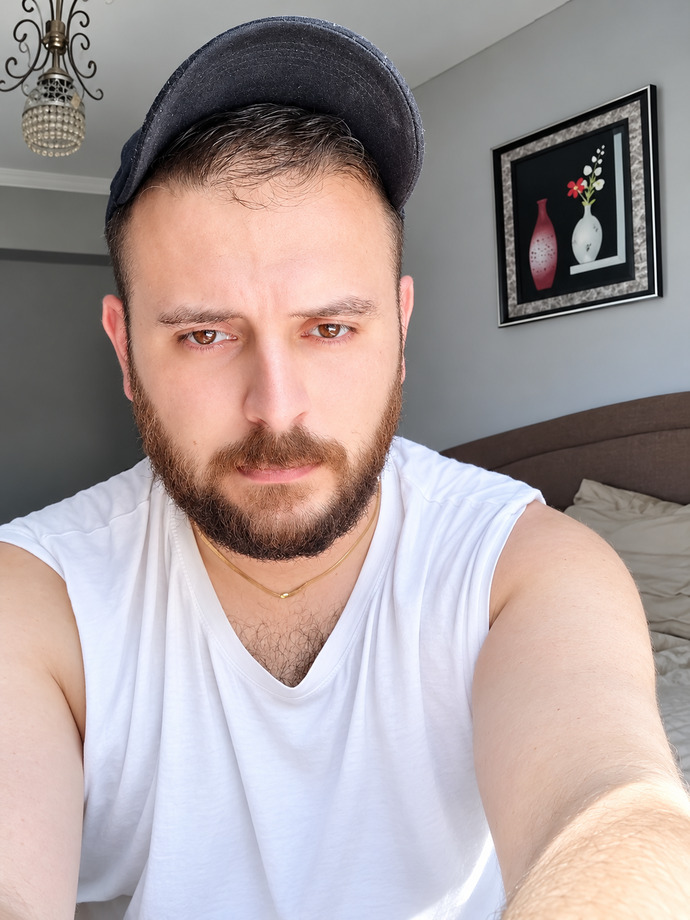 Fotoğrafa bakınca gerçekten kaç yaşında görünüyorum sizce?