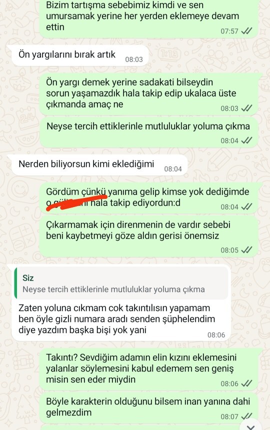 Böyle diyen birinin sevme ihtimali var mı kaybetmekten korkan rahatsız olduğum kişiyi takip etmeye devam eder mi?