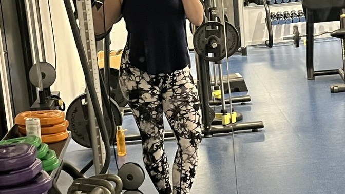 Acil sezeryandan 19 ay sonra spor ve diyetle kilo veremiyorum, neden tartıda oynamıyor?