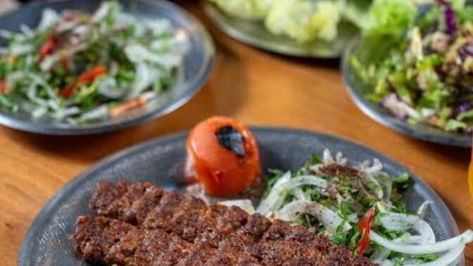 Kıyma kebabı sever misin?