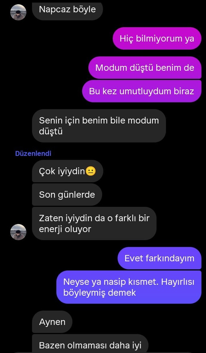 Erkek kankamdan çok hoşlanıyorum ikizimizinde bir ilişkisi yok şu an bunu ona nasıl söylerim?