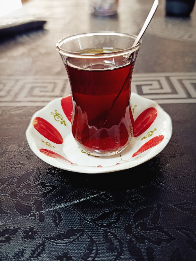 Süslü bardaklarda çay içmeyi sever misiniz?