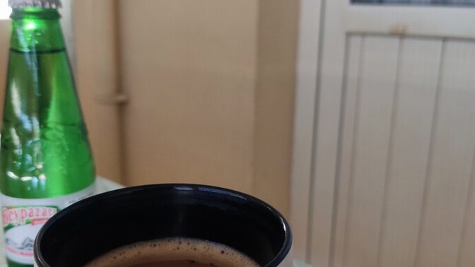 Günaydın, sabah sabah kim bol sevgiyle ve ilgiyle uyandırılmadı?