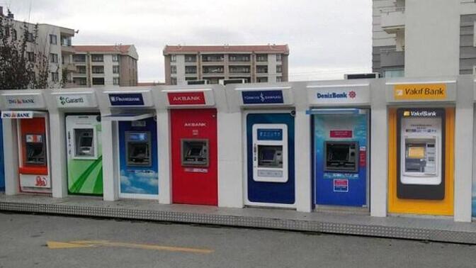 Eftlerde işlem ücreti alan bankada paranızı tutmaya devam eder miydiniz?
