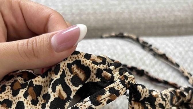 Leopar desenli bikini fazla mı iddialı sizce?