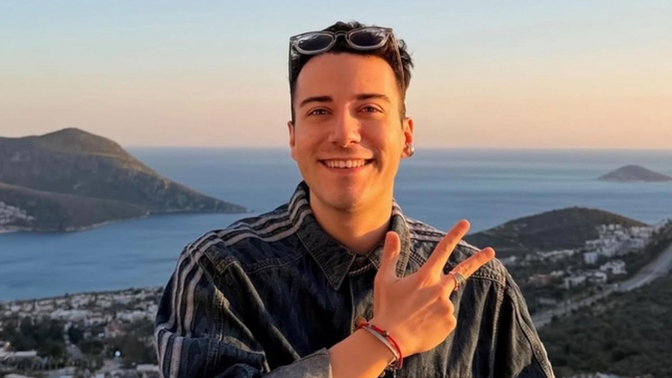 Enes Batur’u Z kuşağının ‘Dijital Abisi’ olarak görüyor musunuz?