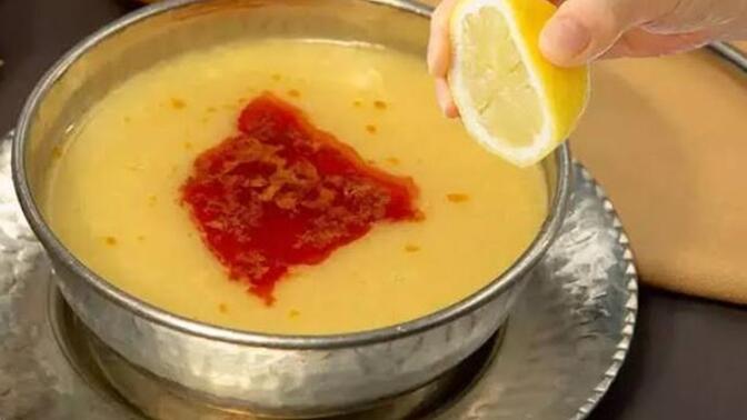 Mercimek çorbasına limon sıkılır mı, siz nasıl içmeyi tercih ediyorsunuz?