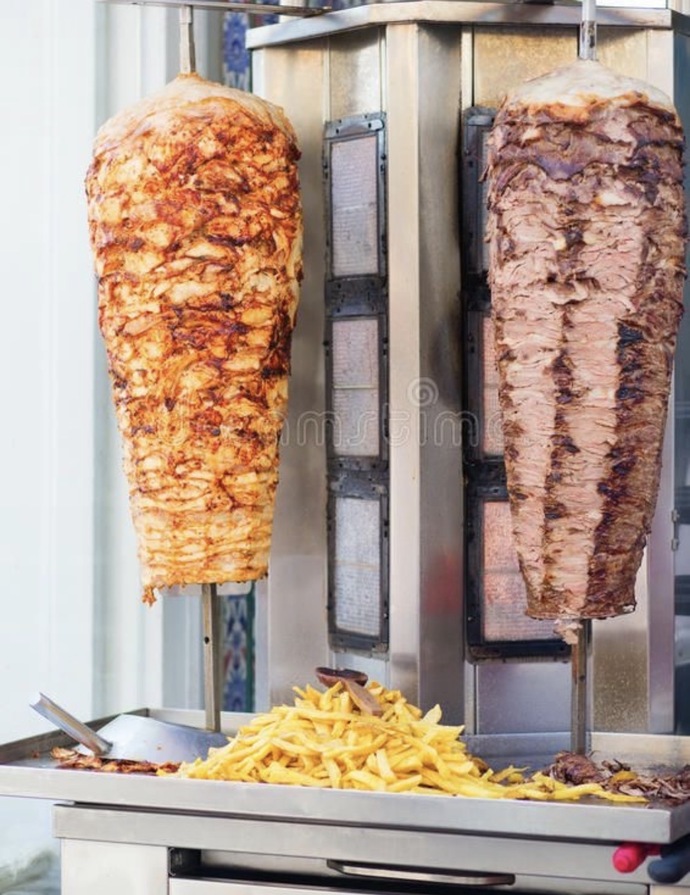 Tavuk döner mi Et döner mi?