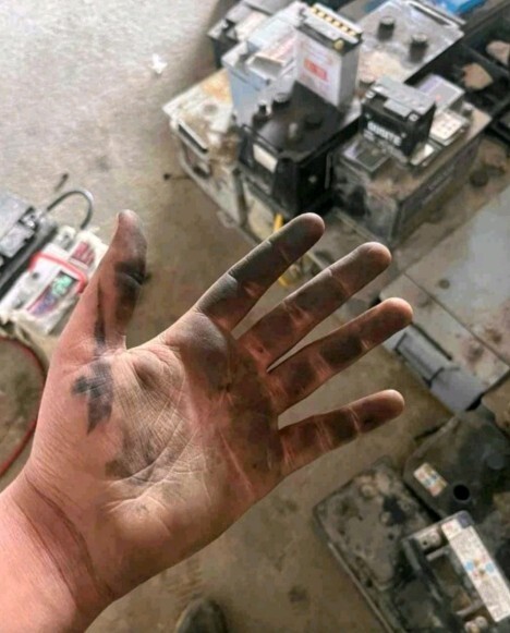 Bu emek kokan ellere korkmadan dokunacak bir yürek var mıdır?