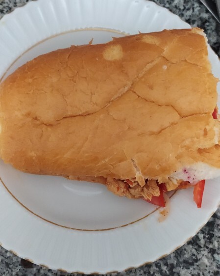 Tantuni yi samun ekmeği ile mi yoksa lavaş ekmeği ile mi tercih edersiniz?